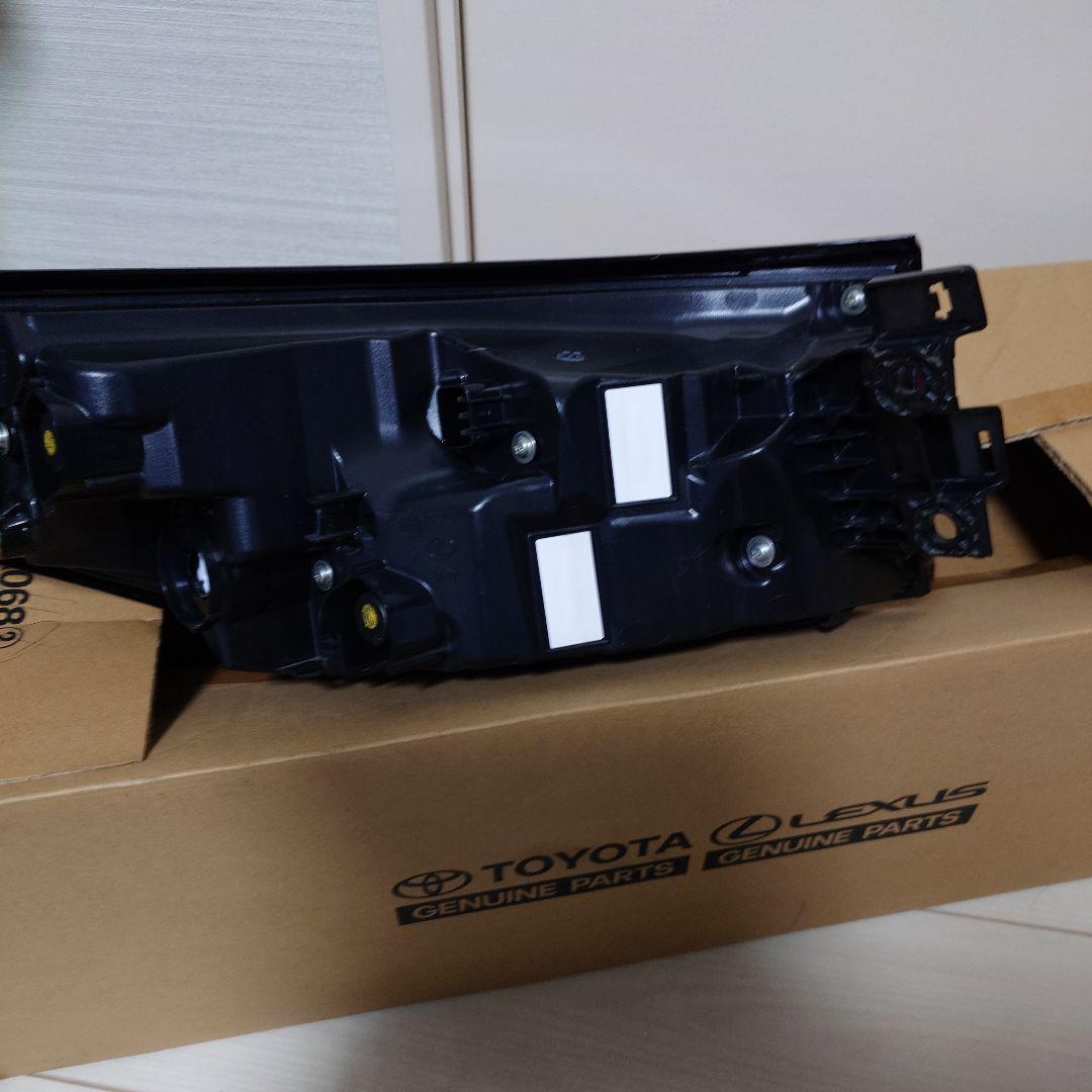 レクサス 現行型 RX500h テールレンズ テールライト ランプ外側左右セット