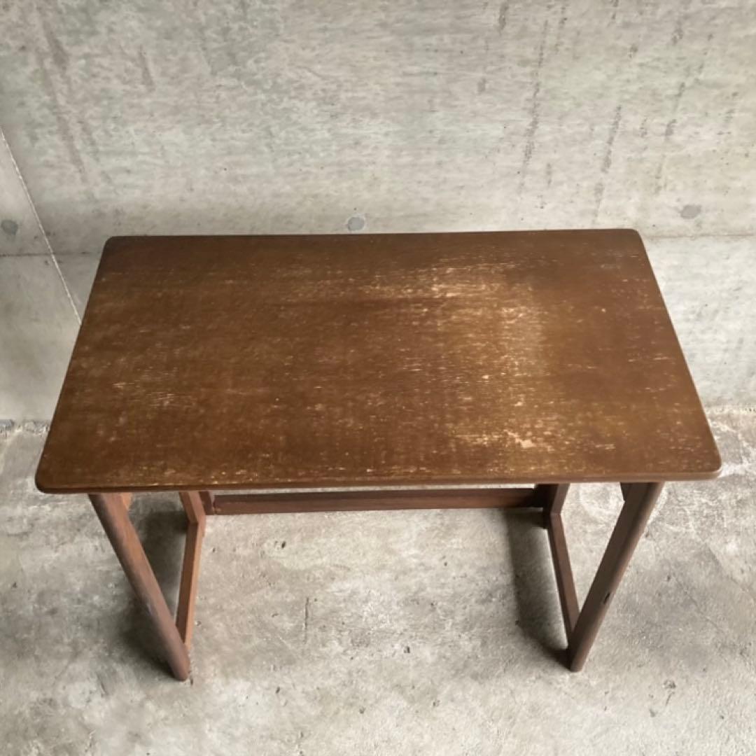 レトロな味のある机 テーブル デスク 作業台 勉強机 折り畳み 角型 木製 家具