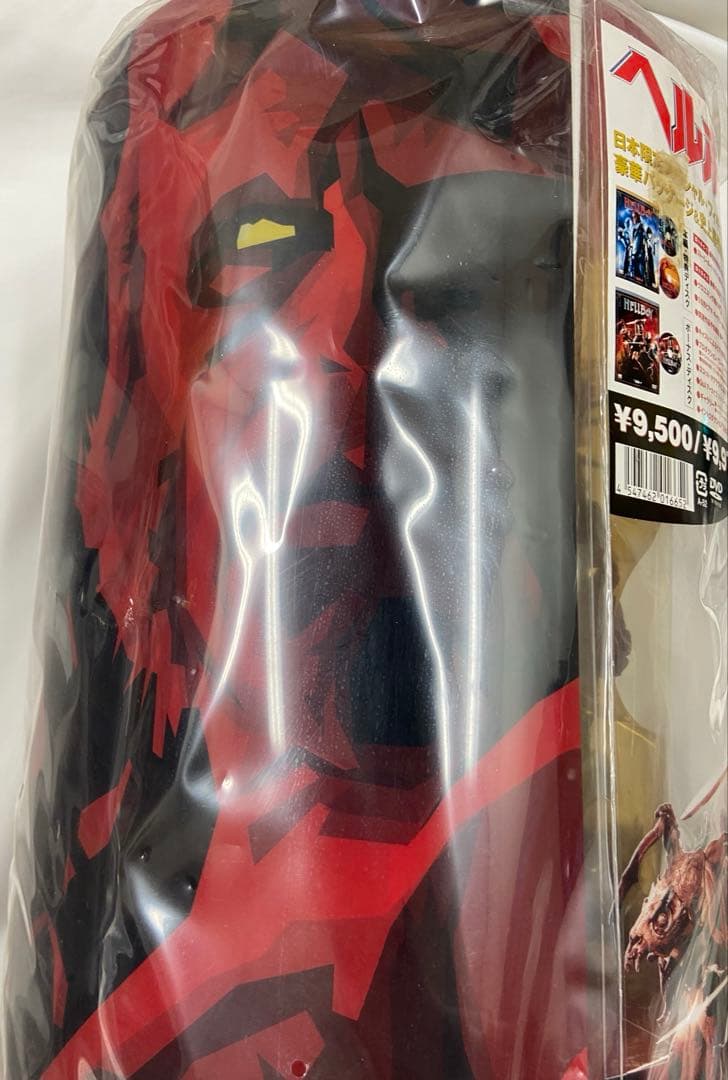 ヘルボーイ 日本限定スペシャルフィギュア BOX [DVD]