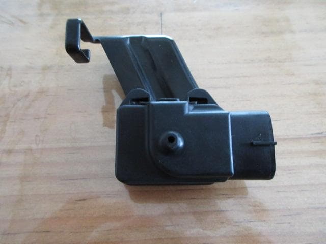 T 実動外し JZA70 ターボプレッシャーセンサー