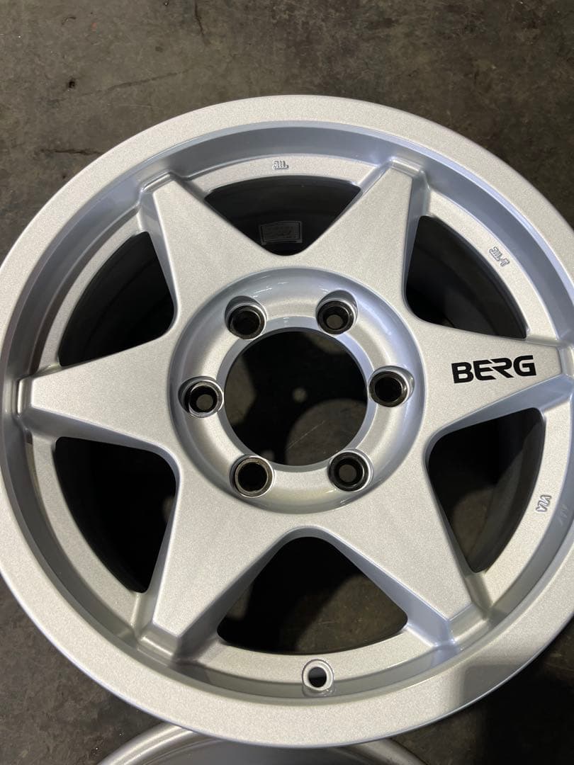 BRIDGESTONE BERG 16インチ 4枚