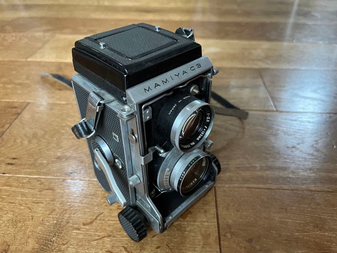 MAMIYA C3 二眼レフカメラ オマケ65ミリ付き　レンズキャップ　動作品