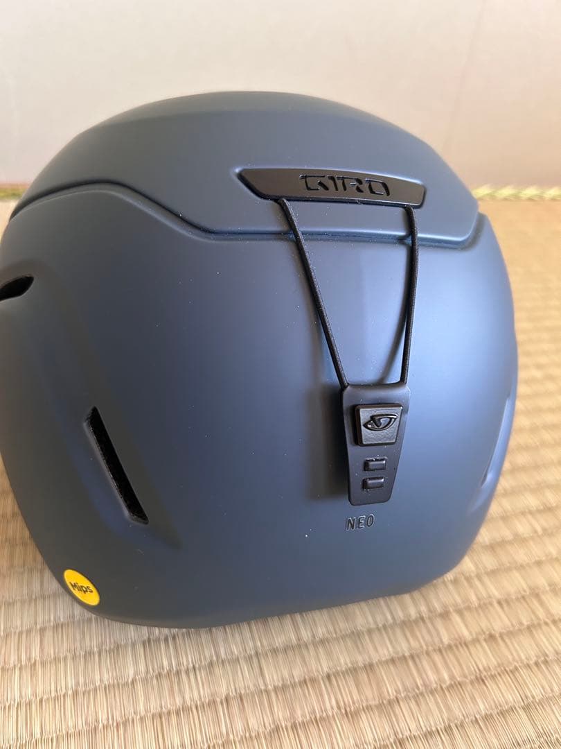 GIRO NEO MIPS AF Lサイズ グレー