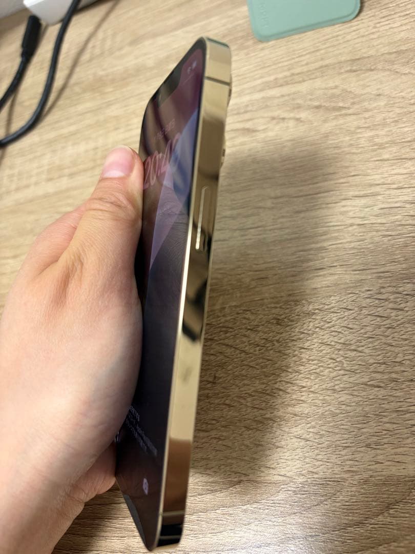 【値下げ】美品SIMフリーiPhone 13 Pro ゴールド 256G