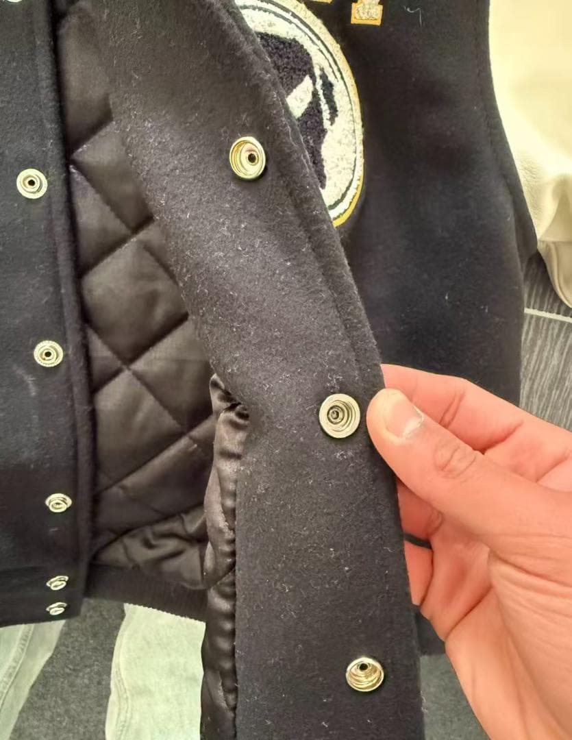 STÜSSY スタジャン サイズM 黒/白