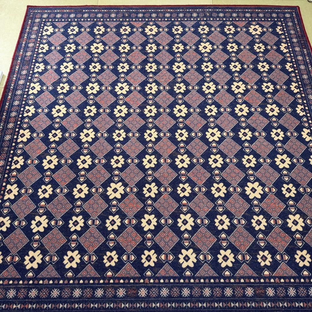 TOCO LIFE 200 × 200 ㎝ ラグ　レトロ　花柄　ネイビー