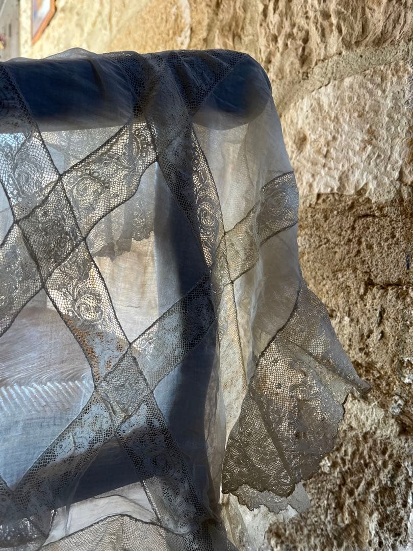 ◆フランスアンティーク｜お宝級1900年代エクリュレースのマルチクロス透け感シミ