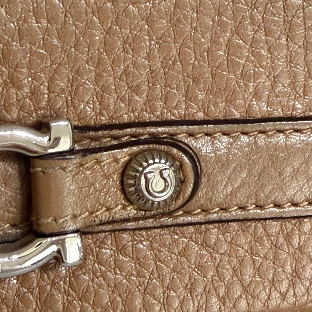 【高級】 サルヴァトーレ フェラガモ レザー 長財布 ブラウン ガンチーニ 金具