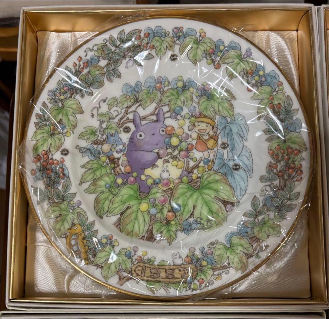 ⭐︎新品未使用⭐︎1997年〜2007年 となりのトトロ　イヤリープレート