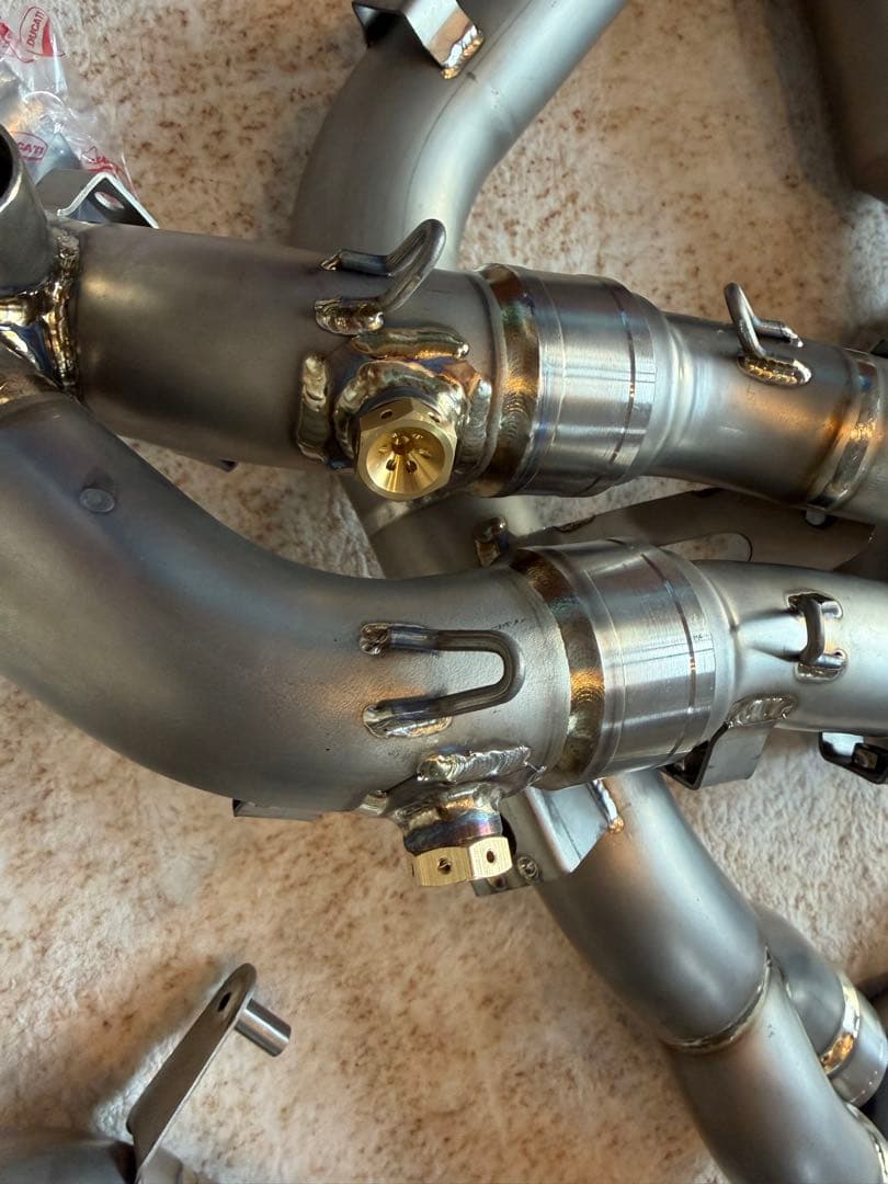 ドゥカティパニガーレV4フルエキマフラー 純正96482351AA DUCATI