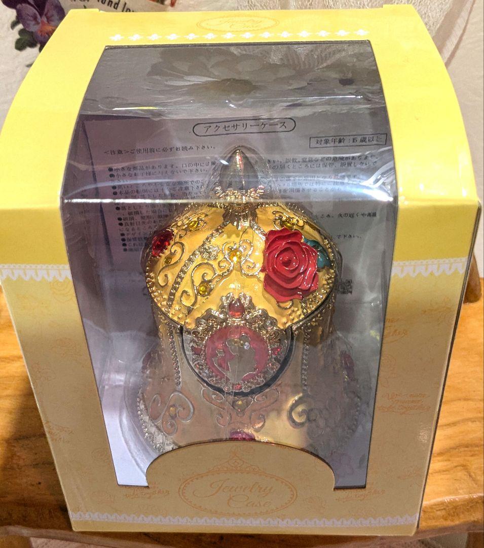 ディズニーストア　ジュエリーケース　美女と野獣　ベル　新品未使用　小物入れ