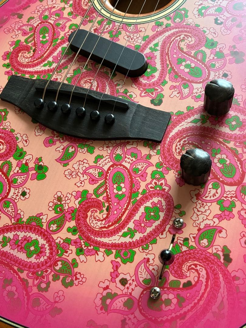 ギター Fender USA Acoustasonic Pink Paisley