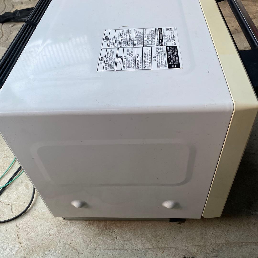 東芝　ER-WD3000W オーブンレンジ　2021年製