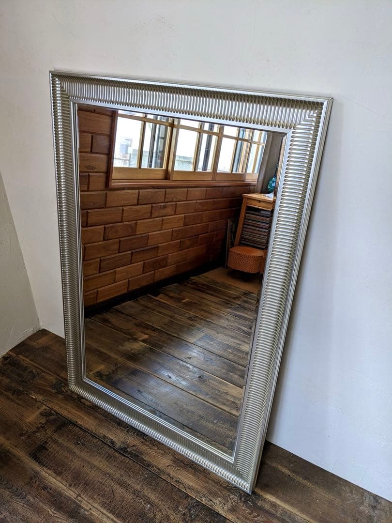 大きいサイズの姿見（IKEA SONGE）　ミラー　全身鏡