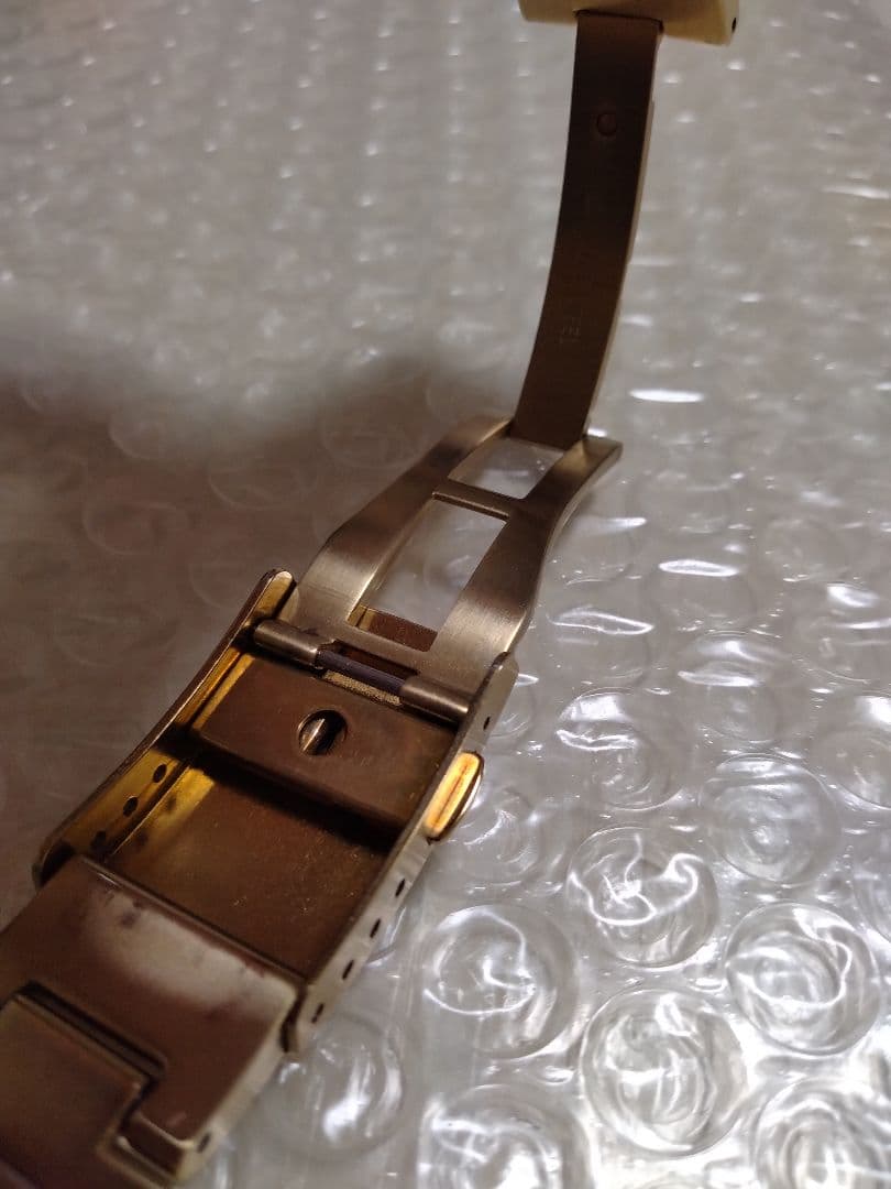 （64）【未使用に近い、極美品】G-SHOCK　GMW-B5000 ゴールド