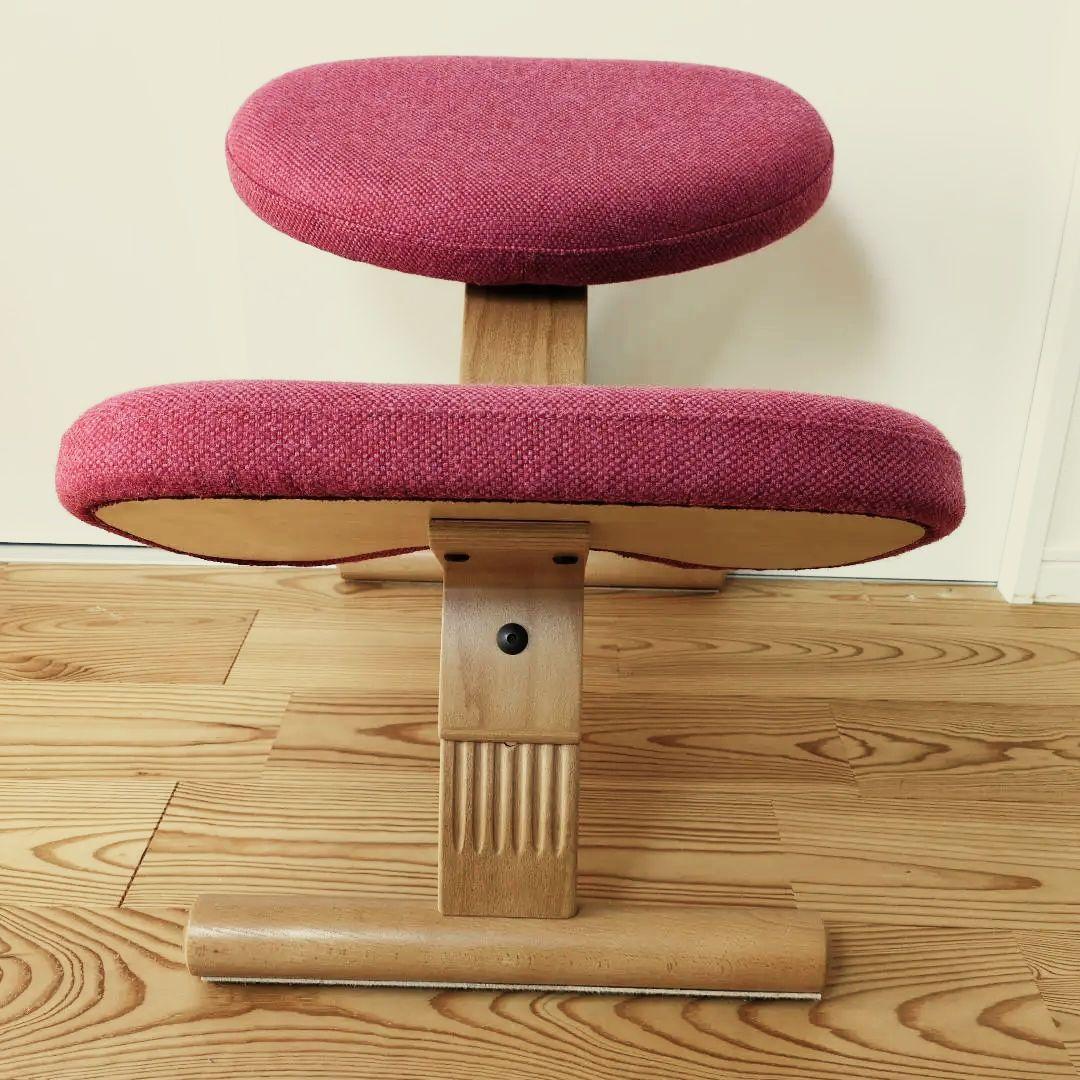 バランスチェア balans EASY バランスイージー 学習椅子ピンク