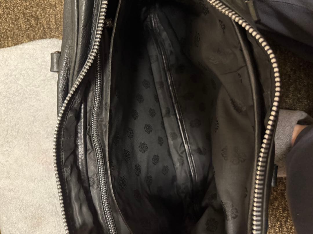 【週末特価】CHROME HEARTSクロムハーツ レザーブリーフ　フレアニー