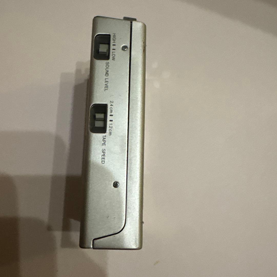 ステレオ　マイクロカセット　レコーダー　HS-M2 AIWA ジャンク