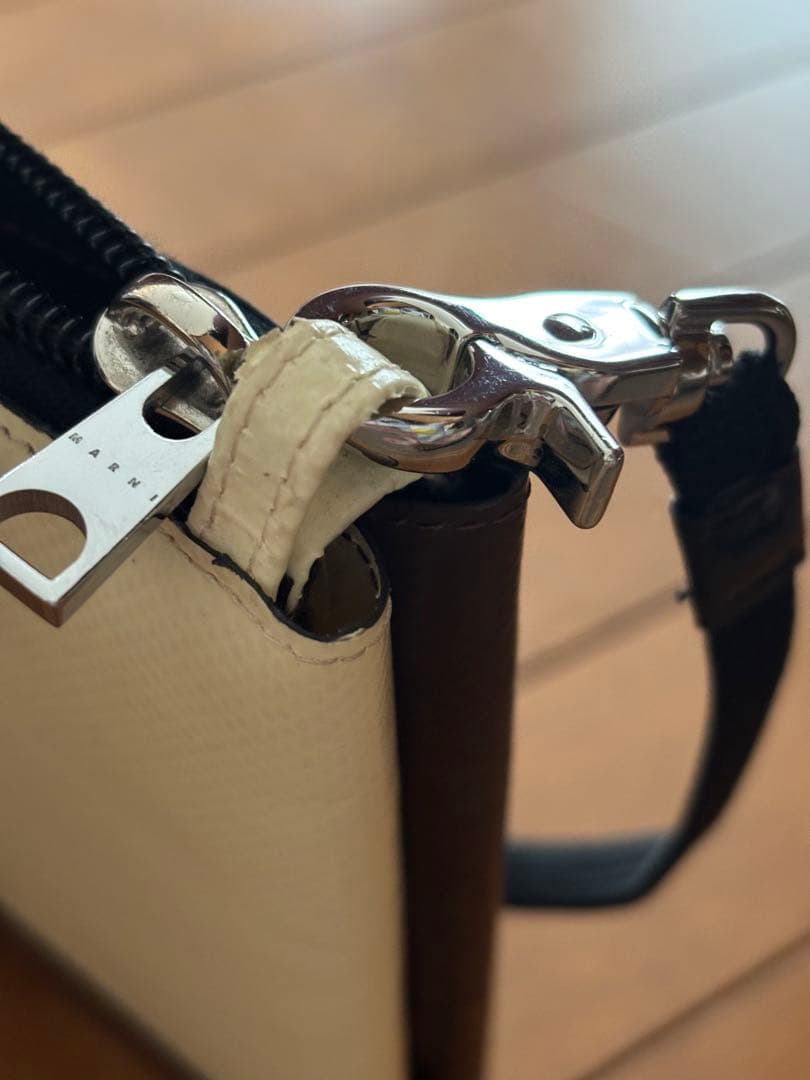 MARNI マルニ ショルダーバッグ サコッシュ