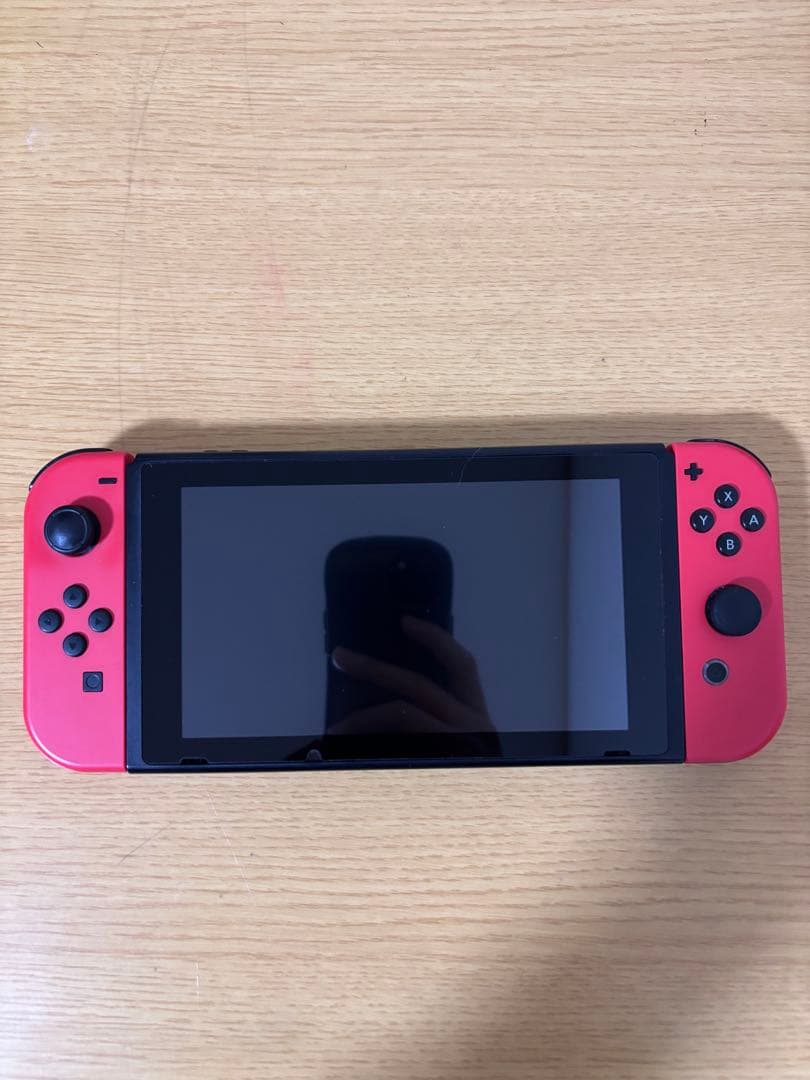 Nintendo Switch 本体 赤色ジョイコン付き