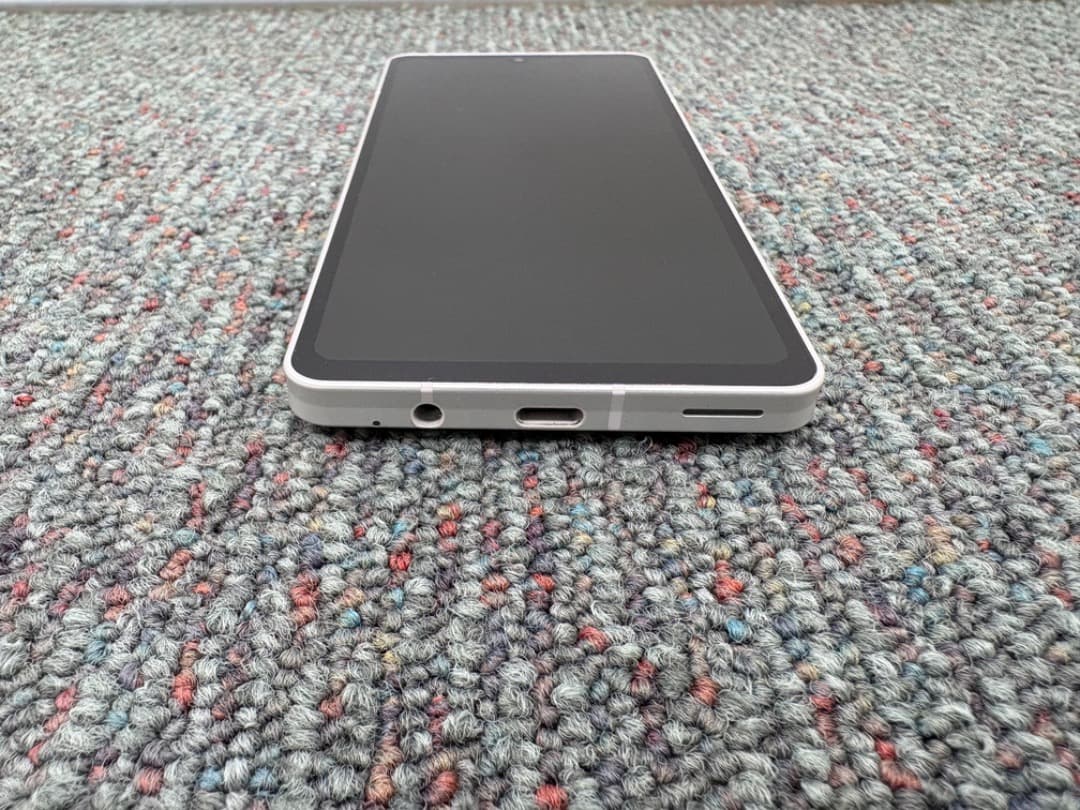 【SIMフリー】 AQUOS sense6　SH-M19　スマホ　f949