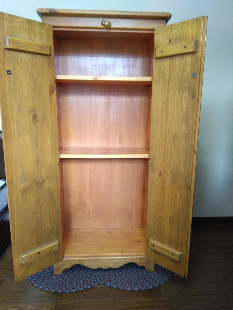 カントリー家具キャビネット