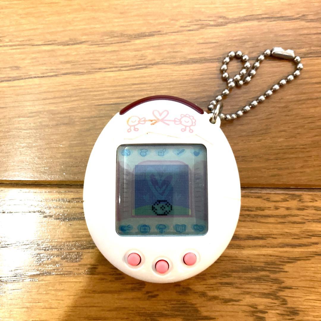 BANDAI バンダイ たまごっち 当時物 携帯ゲーム ホワイト 平成 希少 白