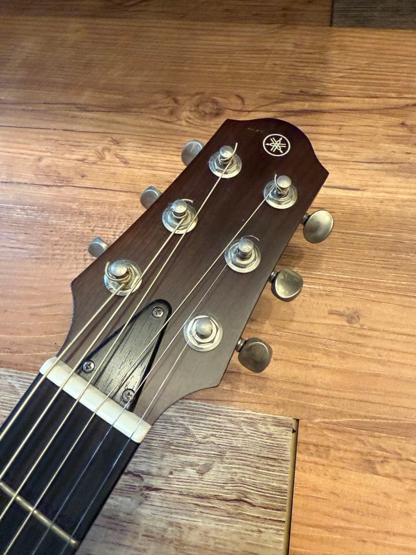 Yamaha SLG200S エレクトリックアコースティックギター