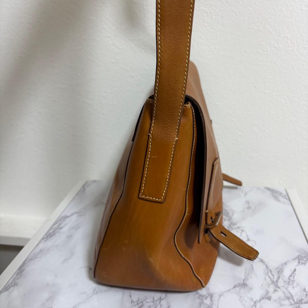 archive prada メッセンジャーバッグ ショルダーバッグ ロゴ型押し