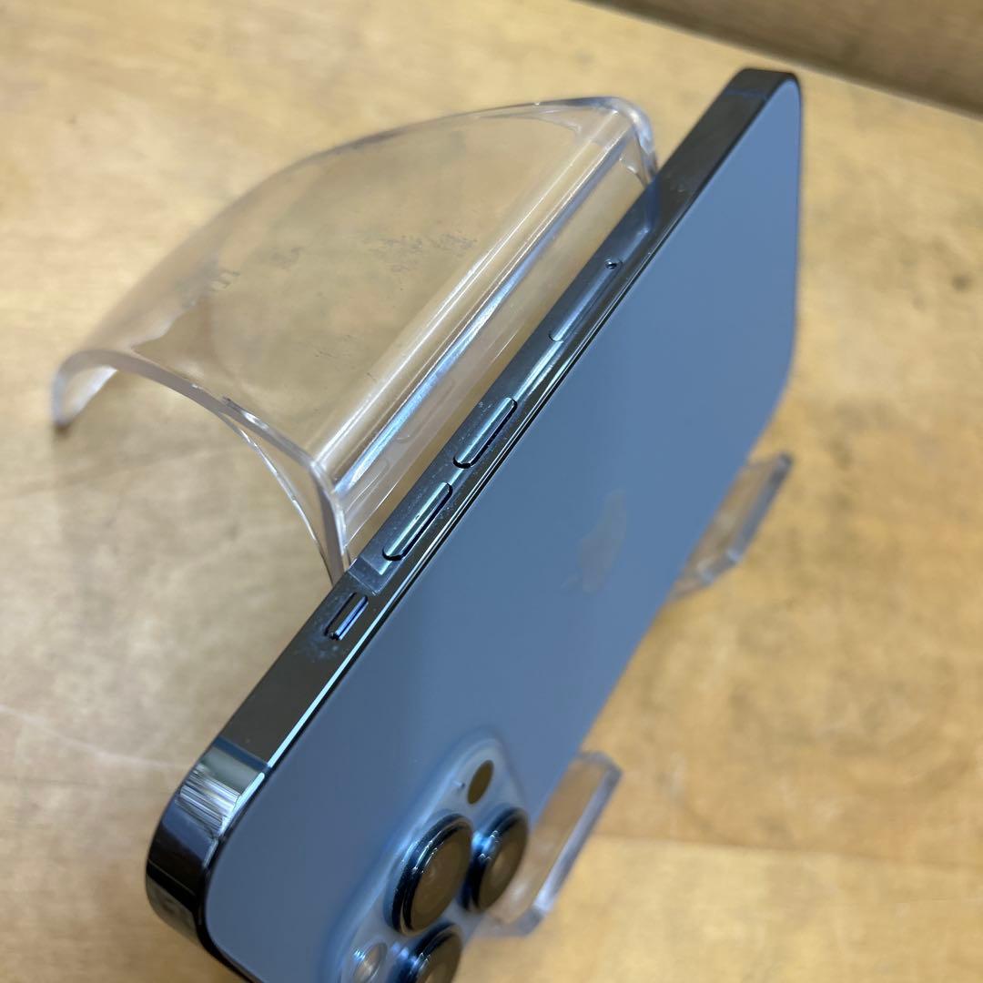 iPhone13 pro SIMフリー 128GB 美品 シルバ 箱付属品ケース