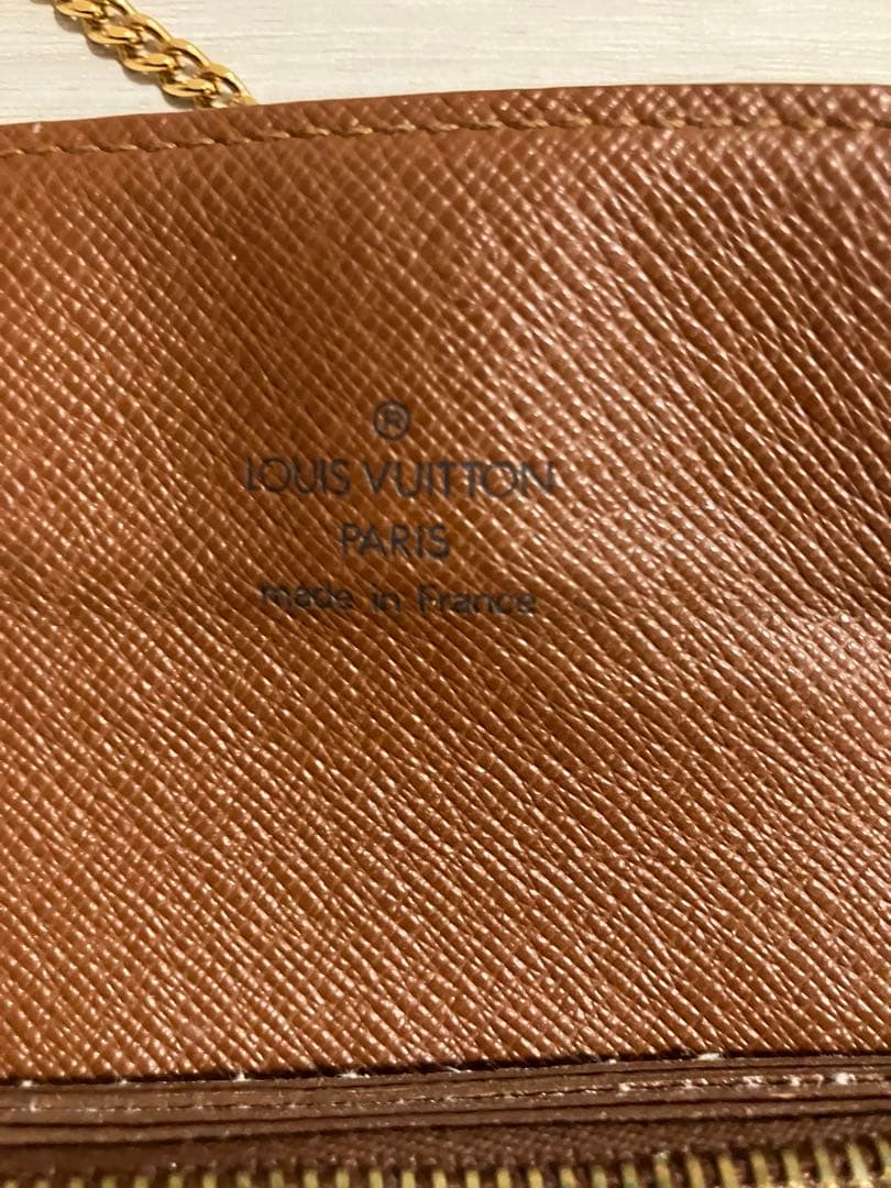 Louis Vuitton モノグラム 長財布 チェーン付き