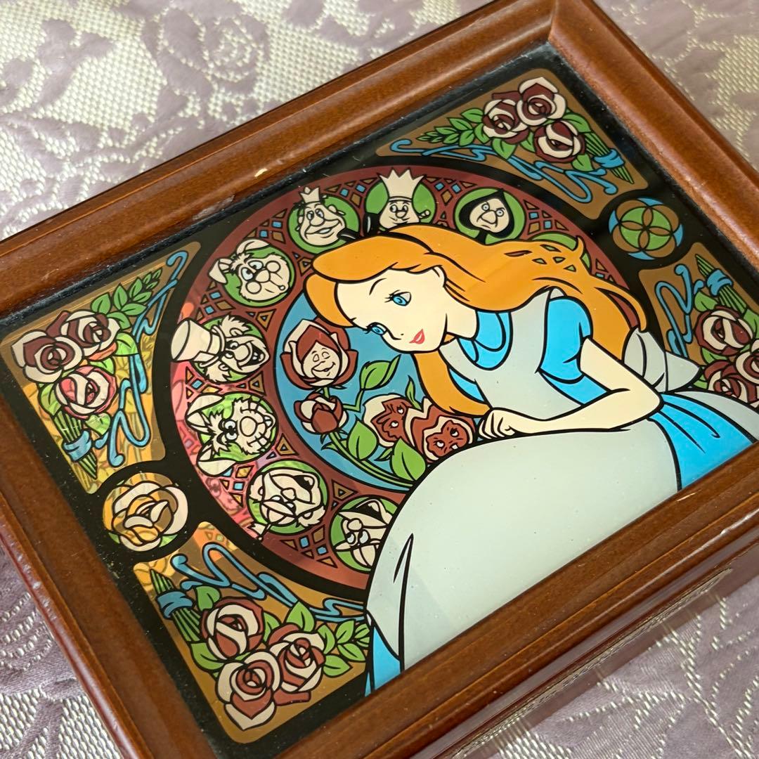 不思議の国のアリス 　オルゴール　ジュエリーボックス　ステンドグラス