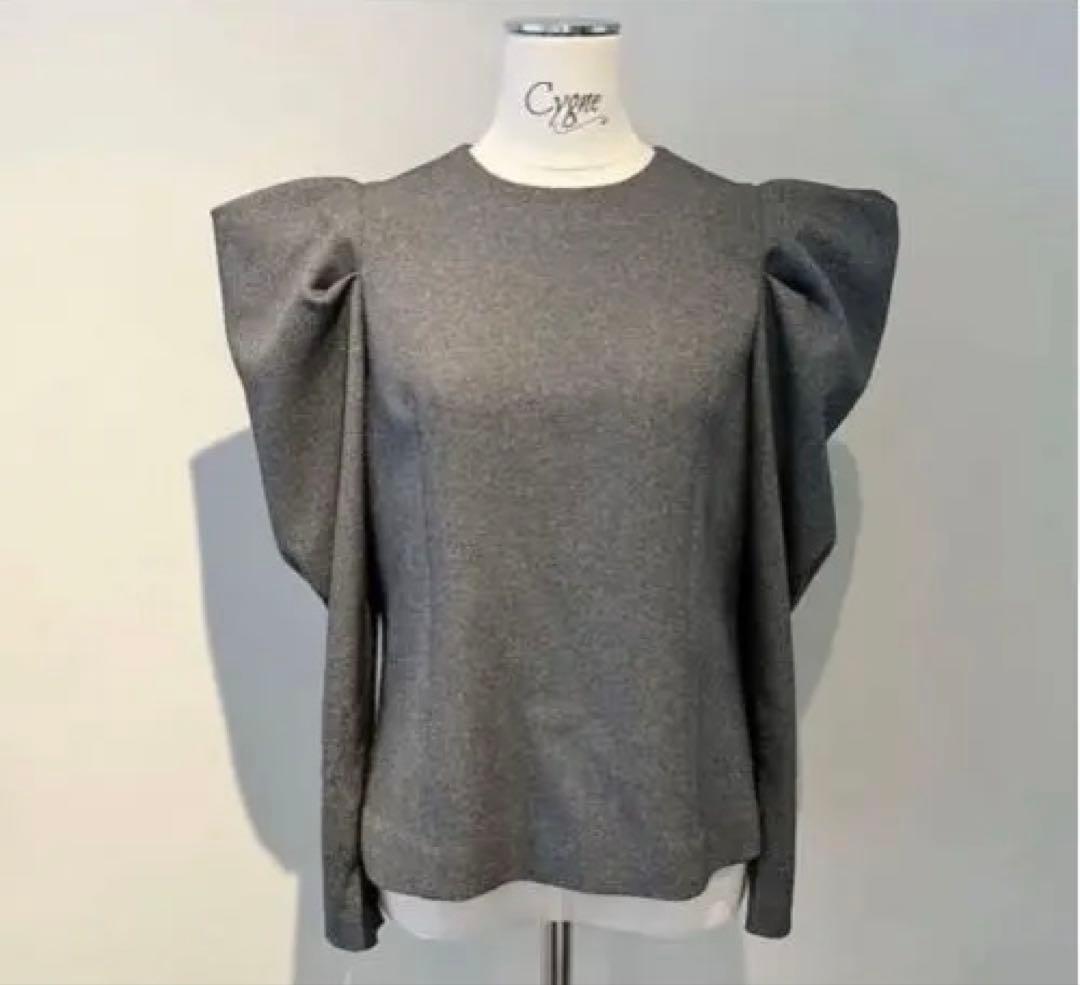 シーニュ cygneとんがりパフスリーブ グレー