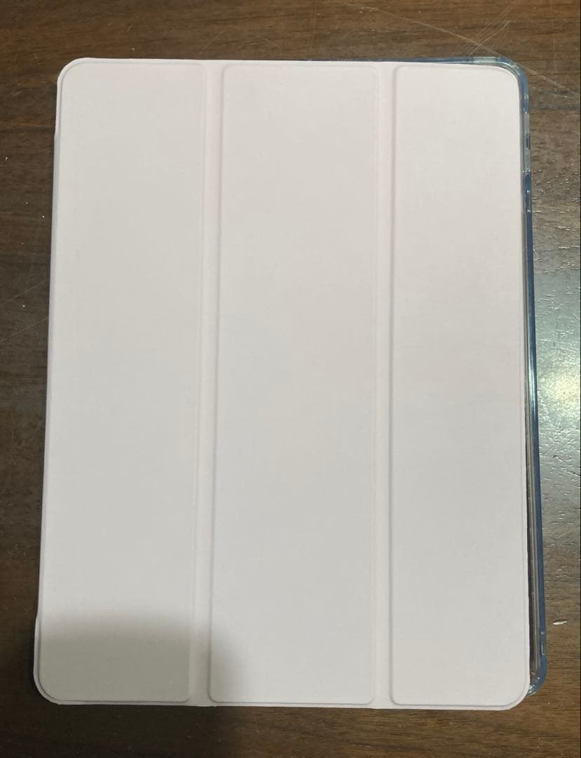 Apple ipad 第7世代 32GB wi-fiモデル　シルバー　カバー