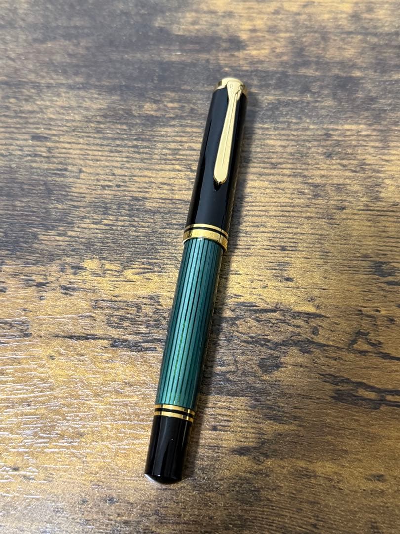 試筆のみ　M800 18c ゴールド　M ペリカン　万年筆　緑縞　バイカラー