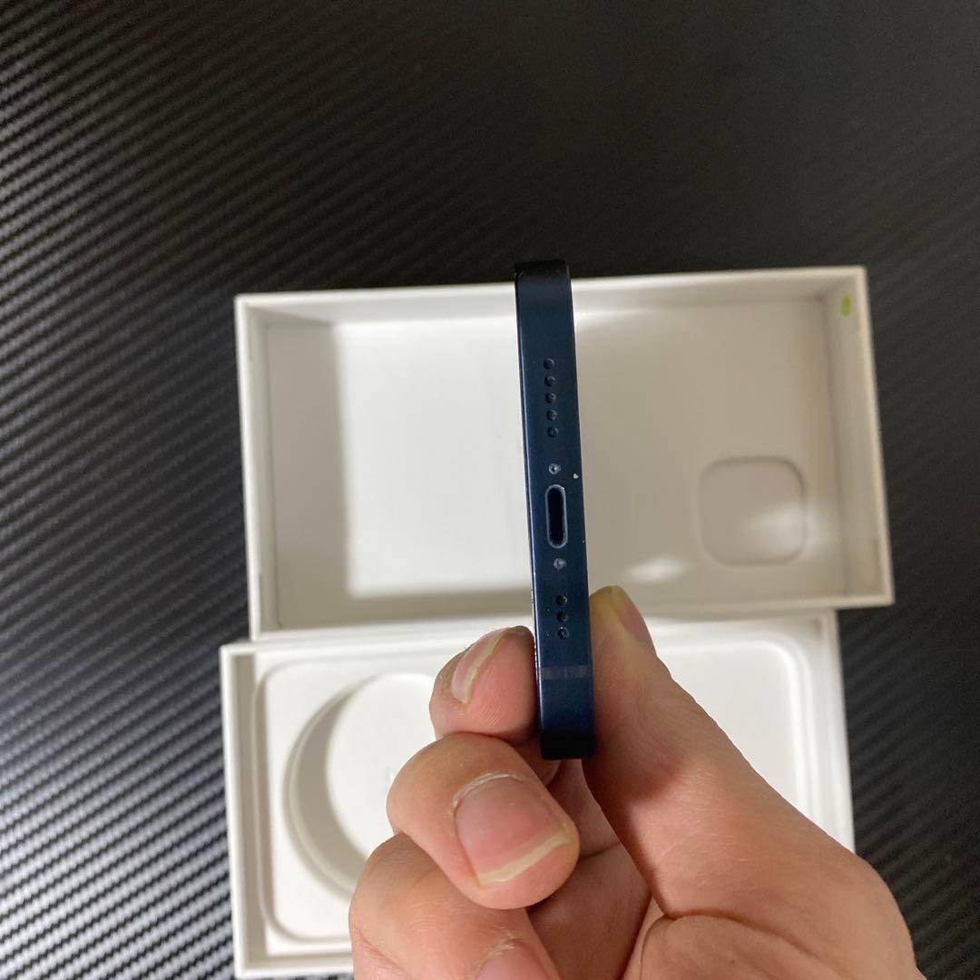 iPhone 13 128gb simフリ　バッテリー94%