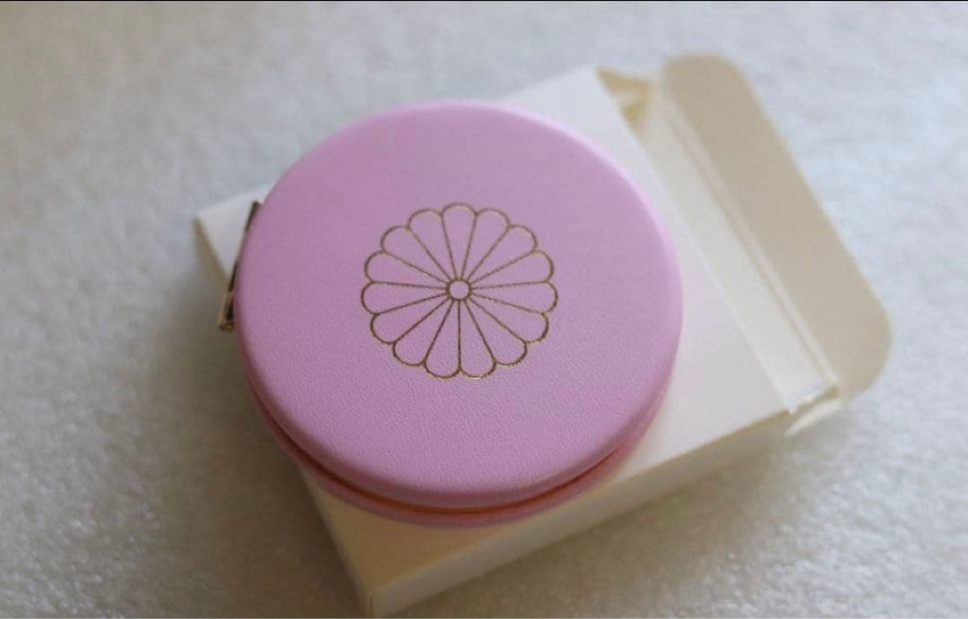 開運【新品未開封】皇居ボンボニエール 菊葉小箱 金平糖付きシルバー