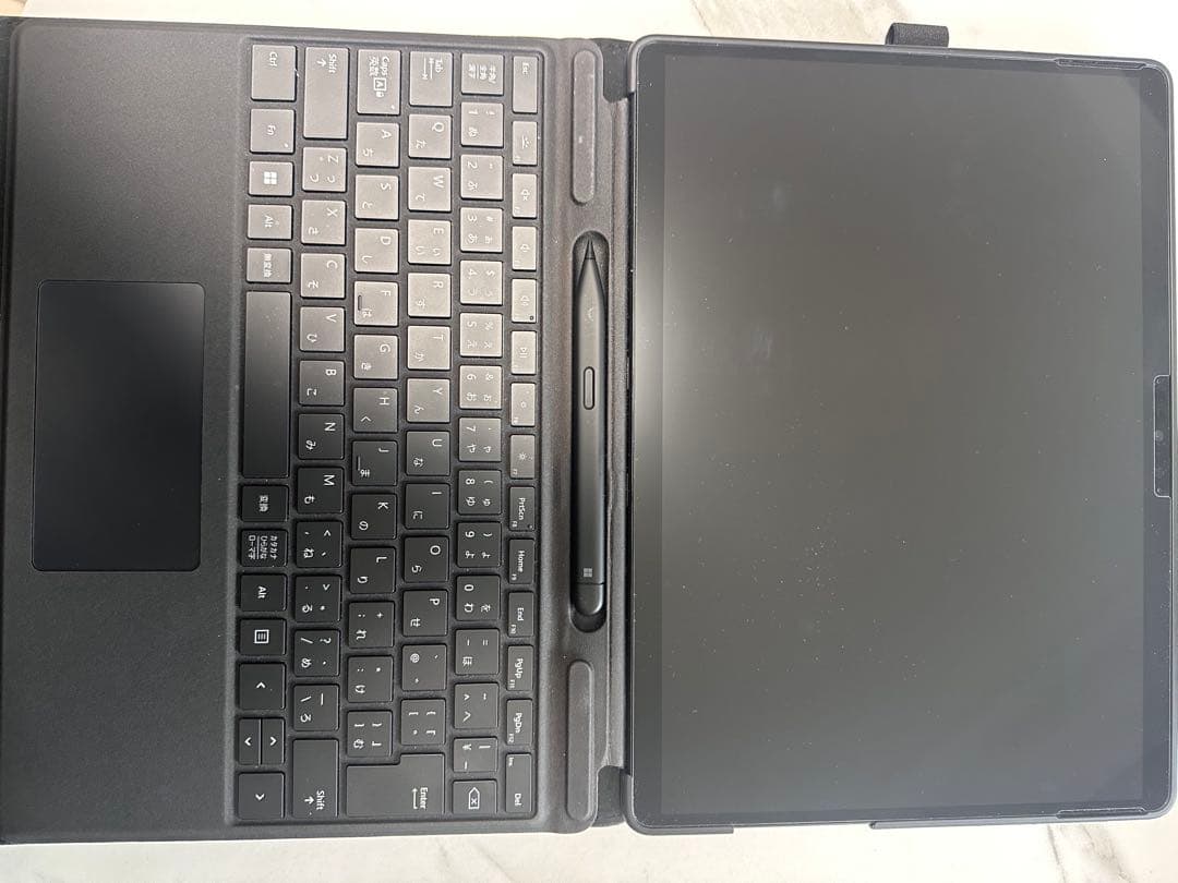 Microsoft Surface Pro 8 8GB/256GB グラファイト