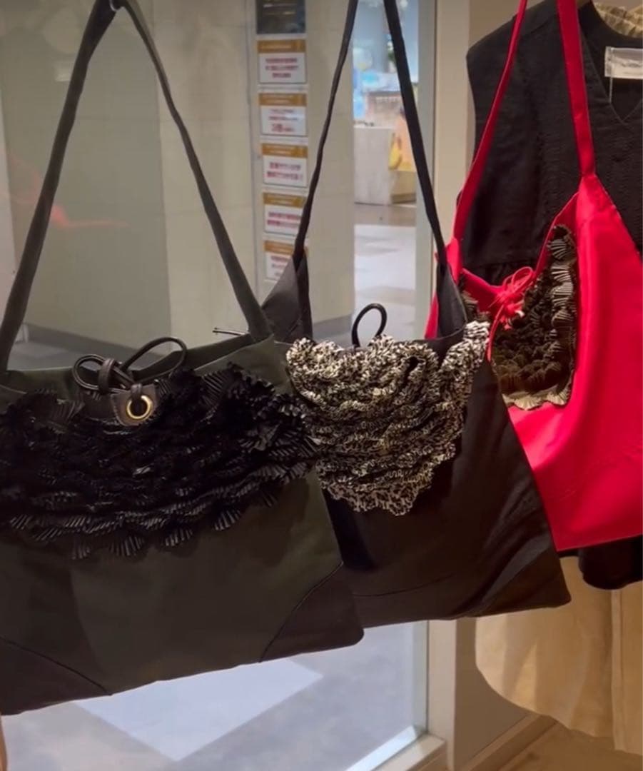 carnet オリーブグリーン ナイロンバッグ