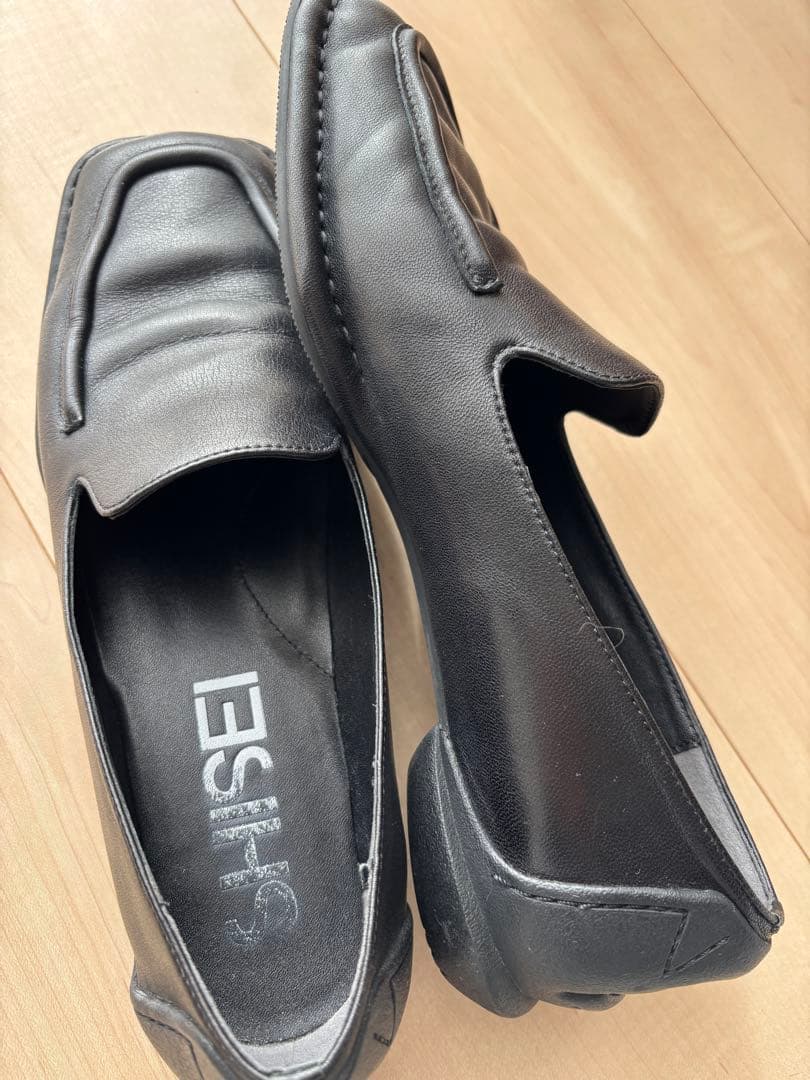 SHISEIのローファー　23.5センチ