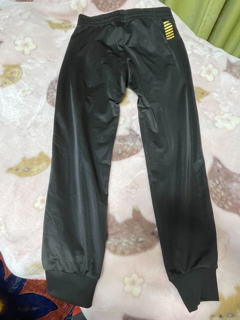 エンポリオアルマーニジャージ金黒上下