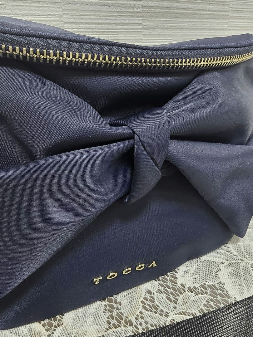 TOCCA RIBBON KNOT BODY BAG ボディ バッグ ネイビー系