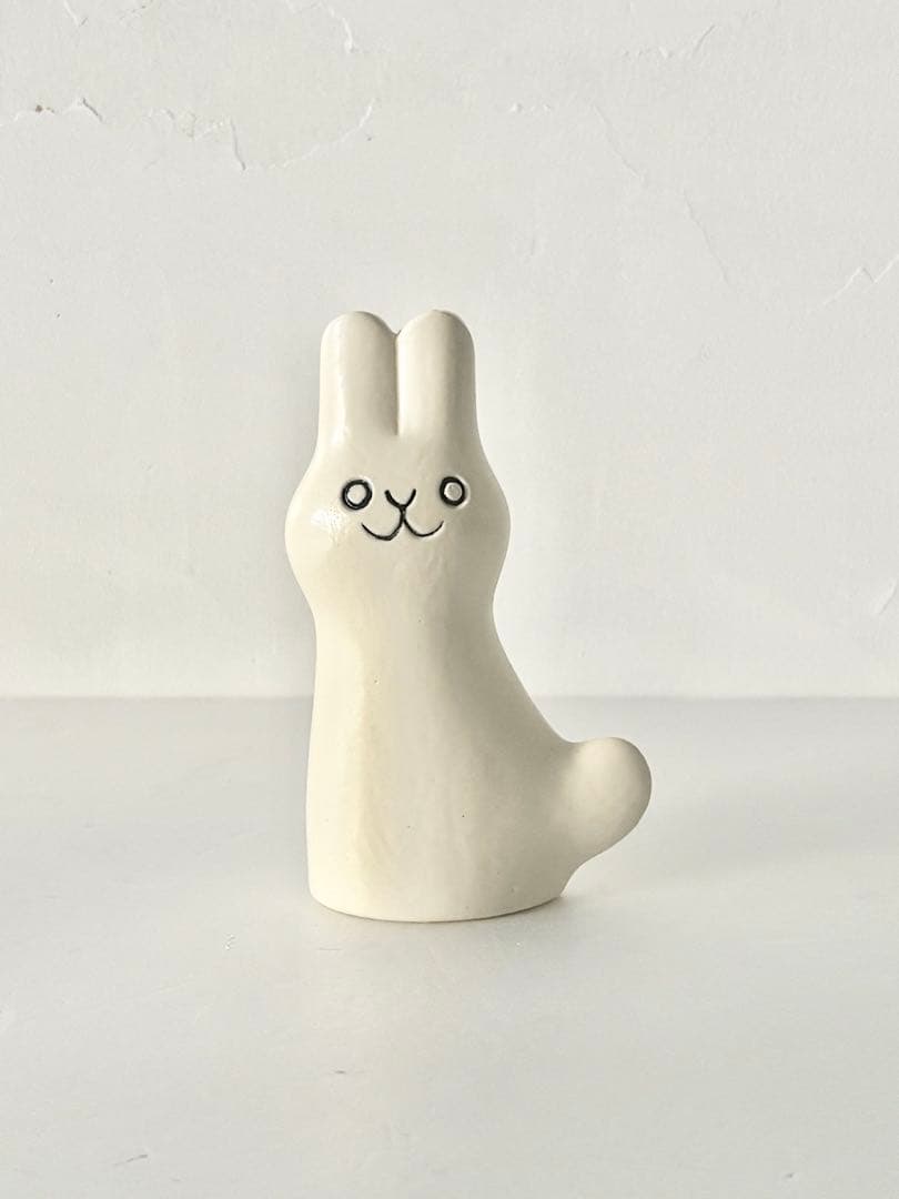 【美品】鹿児島睦　En Liten Van 　Rabbit　ホワイト