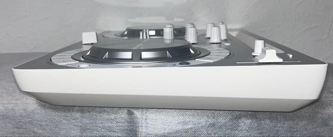 ⑧Pioneerパイオニア　 DDJ-WEG03ーW　コントローラー