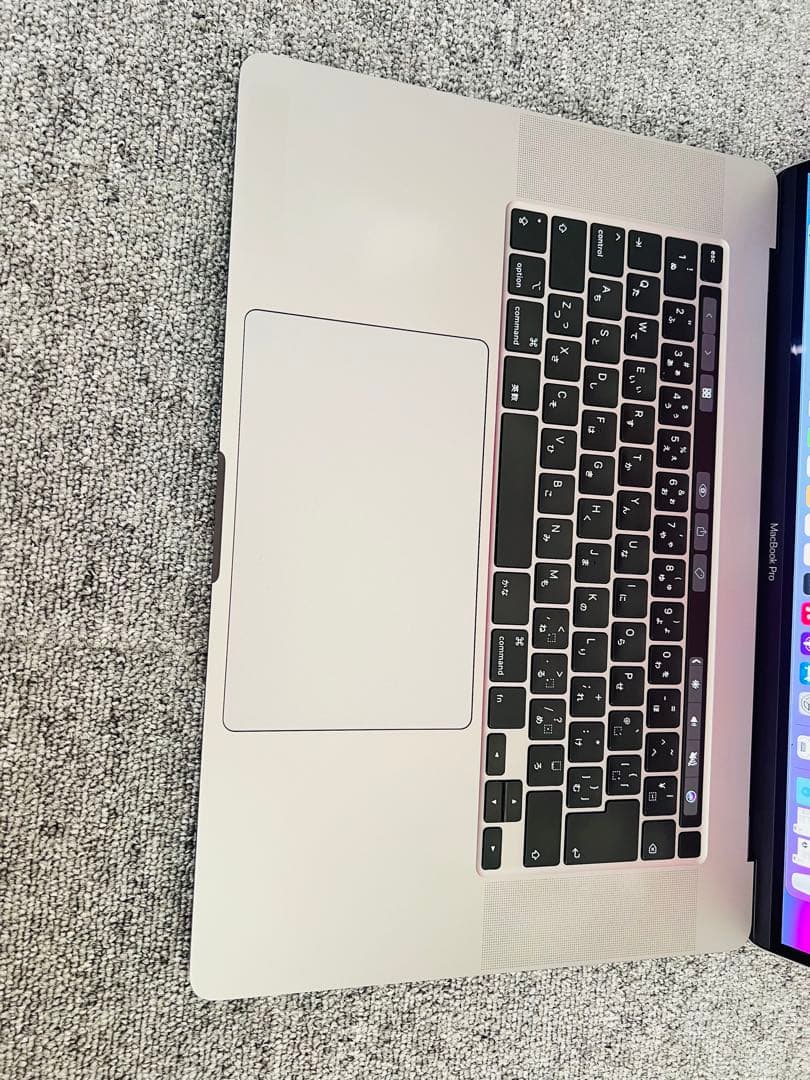 Macbook Pro 2019 16インチ i9-64gb-1TB