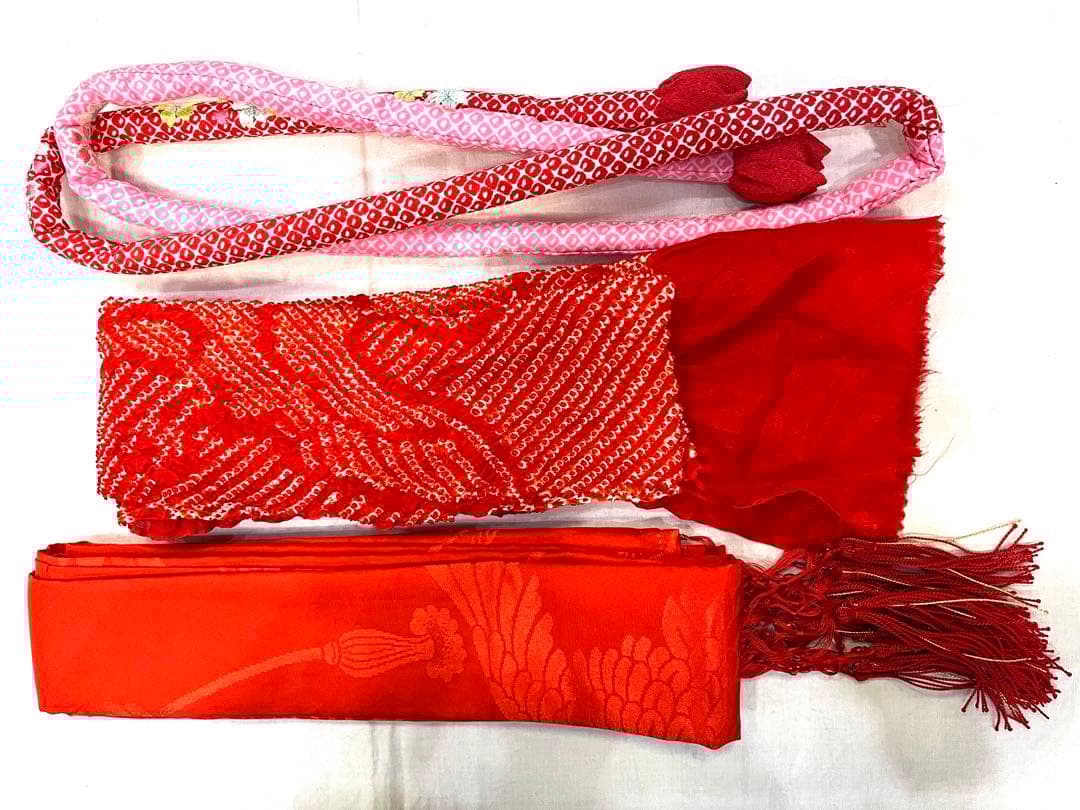 ７歳 式部浪漫ブランド　超かわいい豪華な筥迫・帯・草履バッグ・小物セット