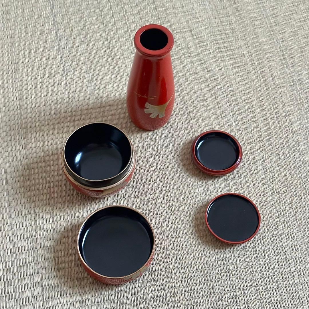 美品【黒漆爪赤 利休箱 お茶道具セット付】利休形茶箱 黒楽茶碗 紙箱 茶道具