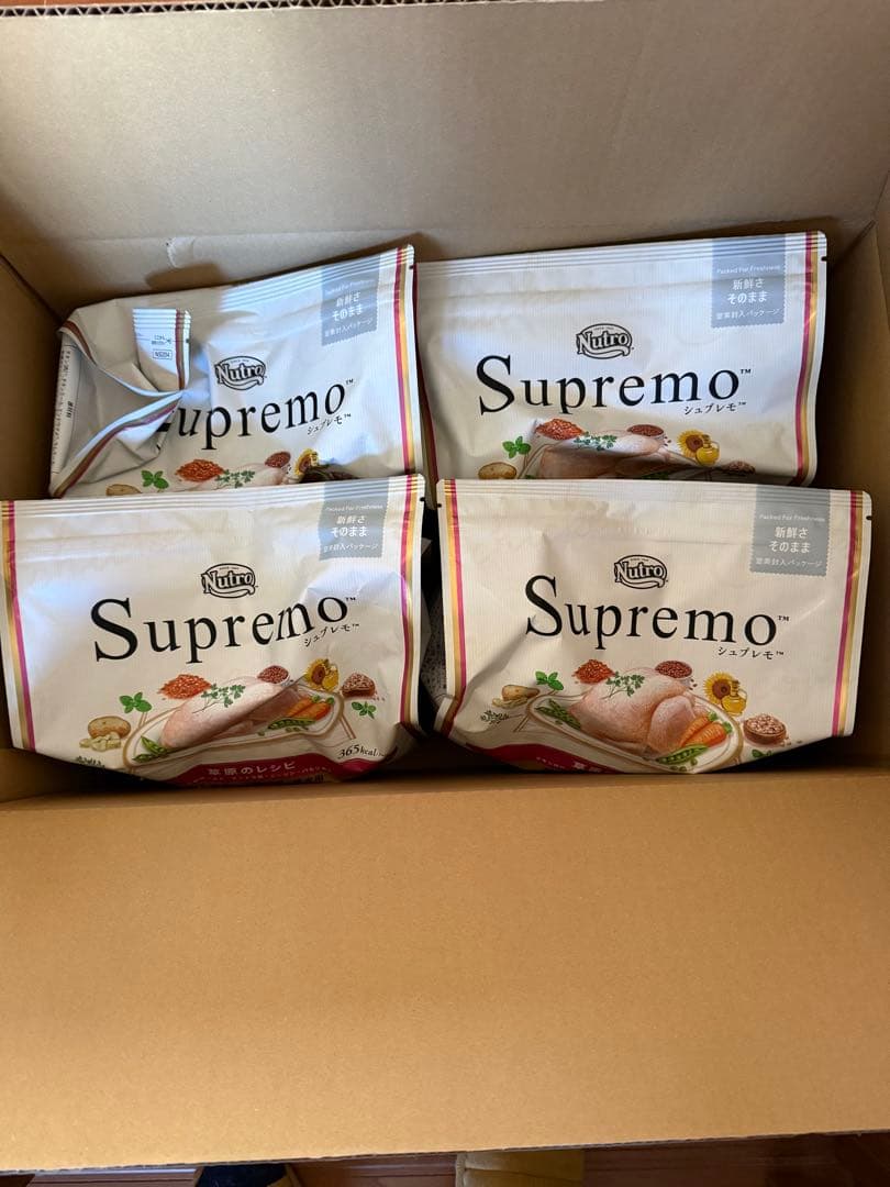 【未開封】1袋につき1,000円以上お得！シュプレモ　草原のレシピ4kg×4袋