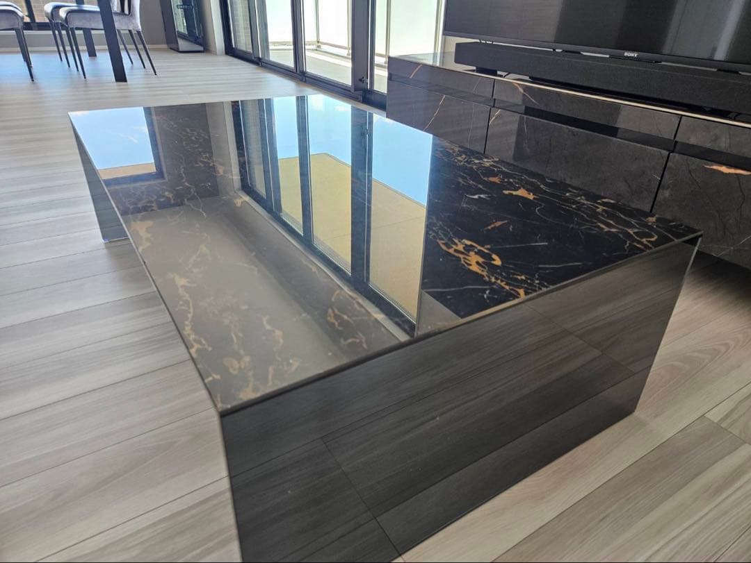 カリガリス　テーブル　ブラックマーブル　ローテーブル　美品　人気カラー