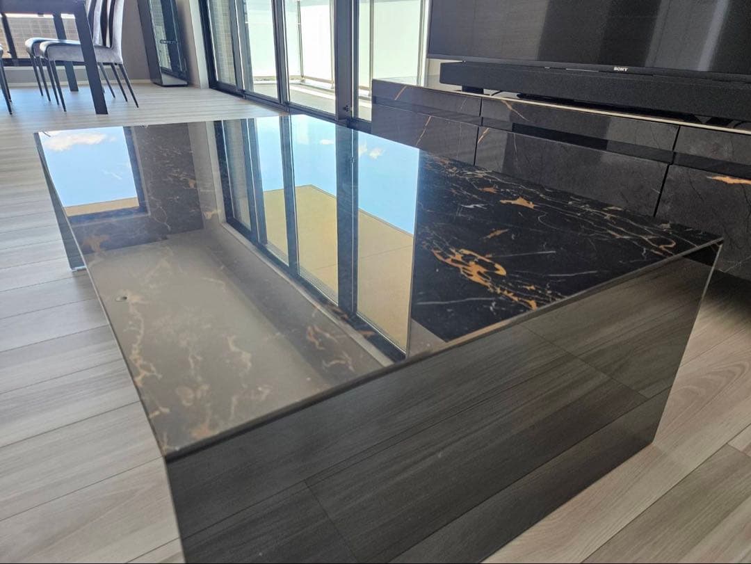 カリガリス　テーブル　ブラックマーブル　ローテーブル　美品　人気カラー